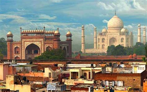 founder of agra city.